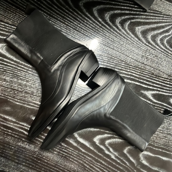 Brand new ankle boots - Picture 3 of 5